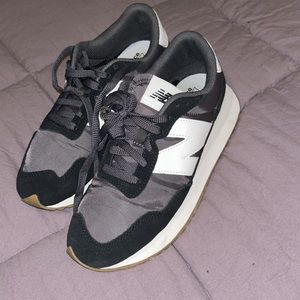 New Balance Sneakers